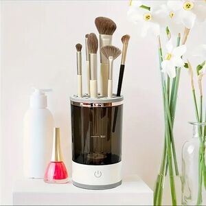 Automatic Makeup Brush Cleaner & Dryer - Portable, Dustproof with Storage Rack